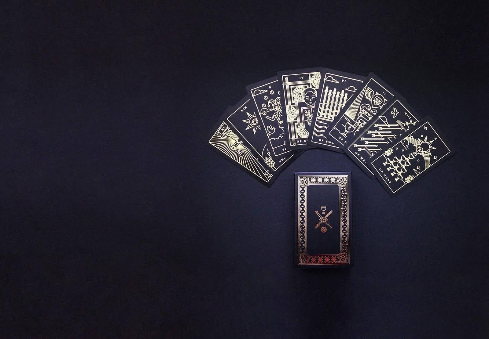 Bói Bài Tarot Online Miễn Phí: Giải Mã Ý Nghĩa Các Lá Bài